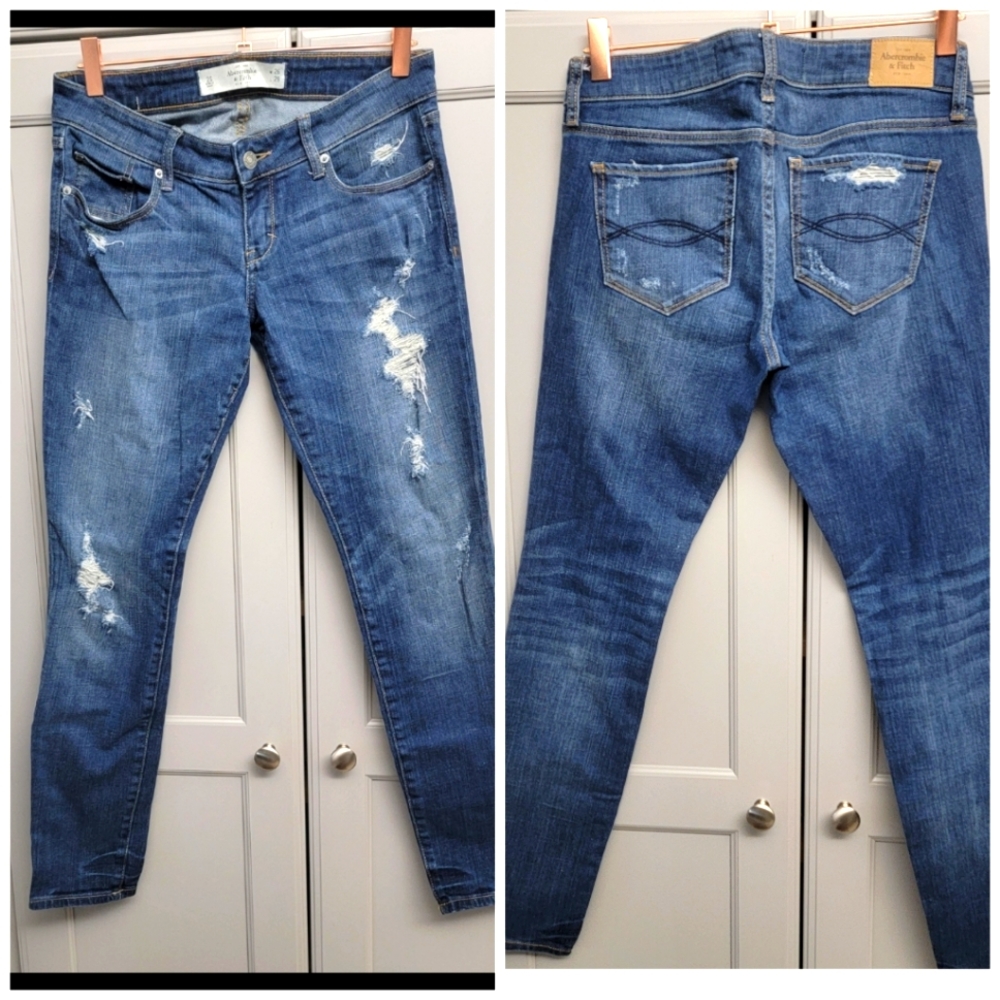 Abercrombie And Fitch Jeans Womens 2S 26X29 Blue Medium Wash Skinny Dist…